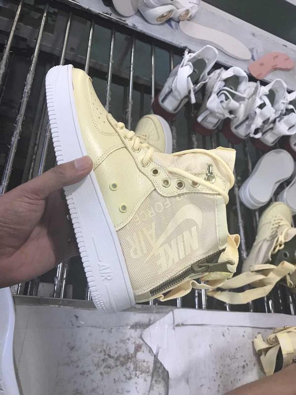 Women Nike Special Field SF AF1 Mid White Gum Shoes